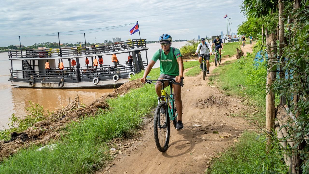 Cambodia Cycling Tour 10 Days
